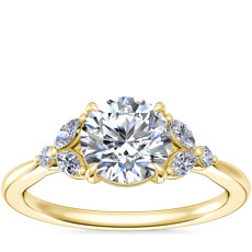 Anillos de compromiso con diamantes de talla marquesa y diseño floral en oro amarillo de 14 k